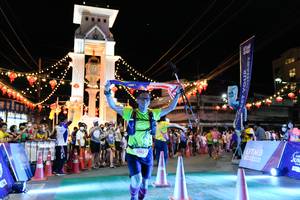 BIB: 5100
                            <button type="button" onclick="openModal(21897259)" class="btn btn-primary btn-sm float-right btn-popup" data-toggle="modal" data-target=".modal-high-quality">
                        <i class="fas fa-shopping-cart"></i> Add to Cart
                    </button>
                                            <button type="button" onclick="isThisMe(21897259, true)" class="btn btn-success btn-sm float-right btn-popup btn-isme hidden" data-toggle="tooltip" data-placement="bottom" title="นี่คือรูปของคุณใช่ไหม คลิกที่นี่เพื่อเอาเข้าอัลบั้ม">
                        <i class="fas fa-plus"></i> Add to album
                    </button>
                    <button type="button" onclick="isThisMe(21897259, false)" class="btn btn-warning btn-sm float-right btn-popup btn-isnotme hidden">
                        <i class="fas fa-ban"></i> Remove from album
                    </button>